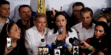 Venezuela: la oposición dijo que ganó por el 73,20% y llamó a una marcha