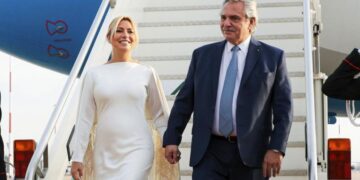 Fabiola Yañez habló con el fiscal de la causa y volverá a declarar