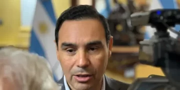 Gustavo Valdés firmará la aplicación y promulgación de la ley de Reiterancia