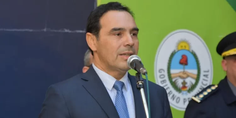 Gustavo Valdés aseguró un nuevo aumento salarial para antes de fin de año