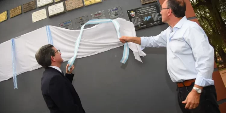 Braillard Poccard instó a creer en la comunidad, en la provincia, y  en la patria