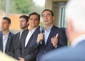 Valdés inauguró el primer recinto de cajeros automáticos de El Sombrero