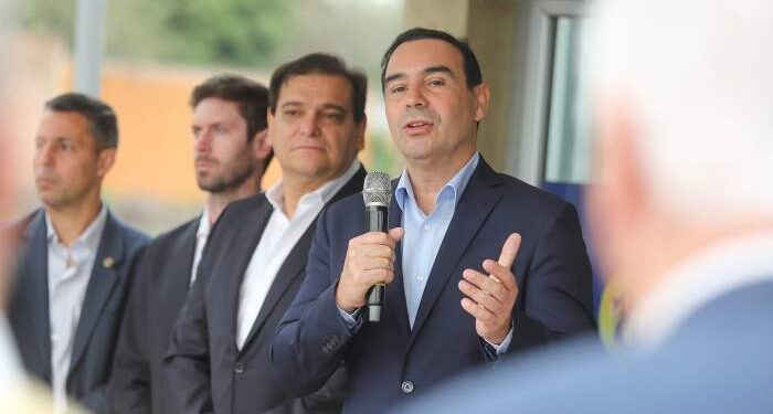 Valdés inauguró el primer recinto de cajeros automáticos de El Sombrero