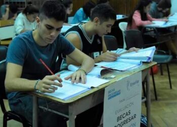 Nación anunció el aumento del 75% del monto de las Becas Progresar