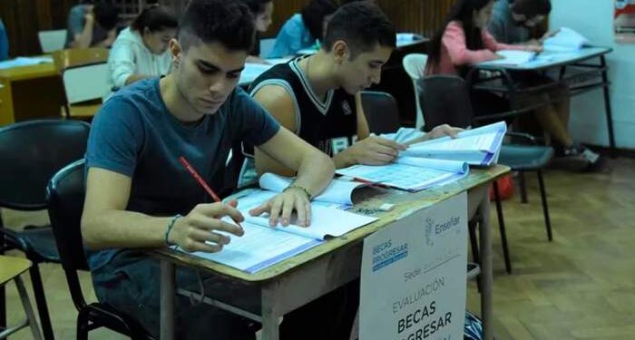 Nación anunció el aumento del 75% del monto de las Becas Progresar