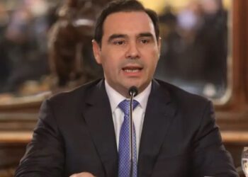 Sueldos de septiembre: Valdés anunció cronograma pago