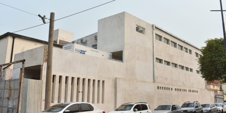 FORTALECIMIENTO DE LA SALUD PÚBLICA La Provincia avanza con las obras en el sector de Emergencias y nueva UTI del Hospital Vidal