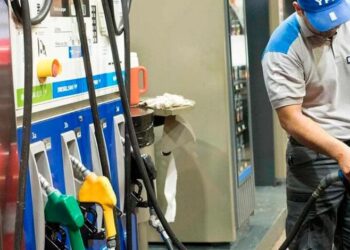 Una petrolera analiza bajar el precio de los combustibles en Argentina