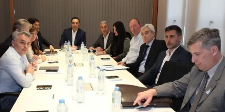 En modo Región Litoral, Valdés y Pullaro aúnan estrategias legislativas