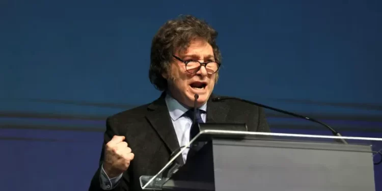 Tras la marcha, Milei vetó la ley de financiamiento universitario