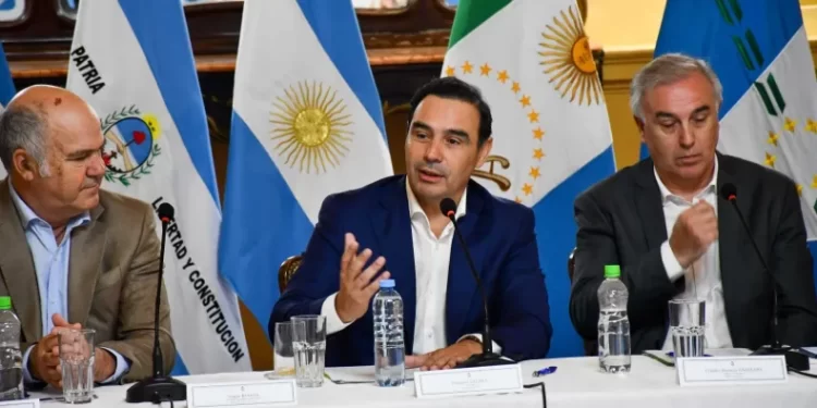 Valdés abrió la Primera Reunión Regional del NEA y tuvo palabras de elogios para Milei
