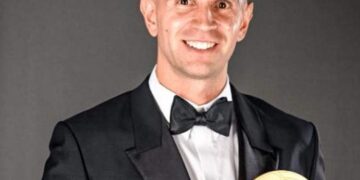 “Dibu” Martínez se consagró como el Mejor Arquero del Mundo