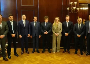 “Fue una reunión muy buena”: Milei recibió a gobernadores de la UCR
