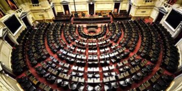 Sin quórum para tratar los límites de los DNU: se postergó la sesión