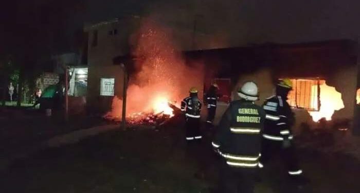 Mataron a una nena de 7 años, cuyo cuerpo estaba en el ropero de un vecino