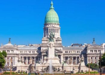 Alarma en el Congreso por un drone que apareció en la terraza: eran rusos