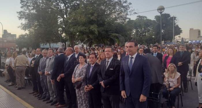 Gustavo Valdés: “Es un gusto tener un nuevo arzobispo en Corrientes”