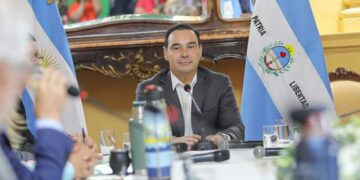 Valdés encabezó una reunión de Gabinete ampliado en Casa de Gobierno