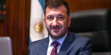 Echaron a Kueider y a su secretaria del departamento en el que cumplían prisión domiciliaria
