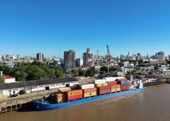 Provincia encara la ampliación de la zona aduanera del Puerto de Corrientes