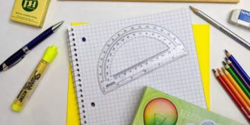 A quién le corresponde la Ayuda Escolar 2025 y cómo tramitarla