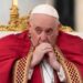 “El papa Francisco no está fuera de peligro”, dijo uno de sus médicos