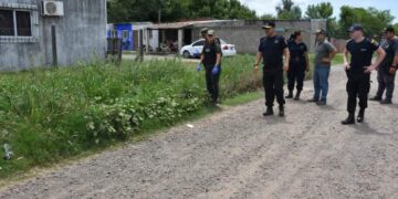 Corrientes: vio a los gendarmes y arrojó una mochilla llena de droga