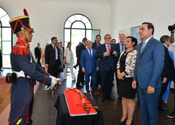 Valdés bregó por la “unión fraterna” de las provincias para “un país más justo”
