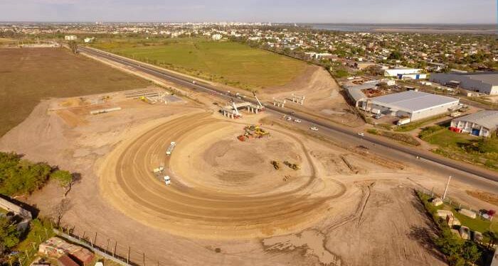 Valdés anunció la reactivación de la obra de la autovía sobre ruta 12