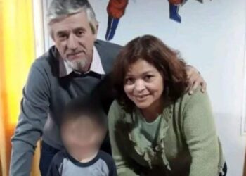 Un hombre mató a su exesposa de un tiro en el cuello y luego quiso quitarse la vida