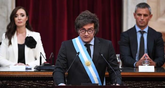 Migración, justicia y economía: la agenda de reformas que presentó Milei