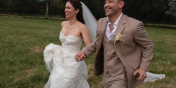 Luciano Pereyra se casó con Julia Rezzuto: las fotos de la íntima ceremonia
