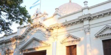 Robo en Legislatura: entraron a la oficina de una senadora y se llevaron una cartera