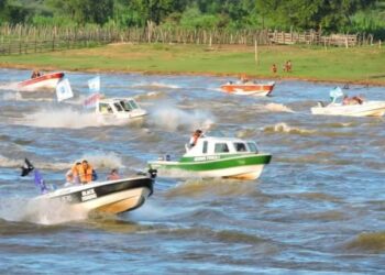 Fiesta Nacional del Pacú: Largada de lanchas
