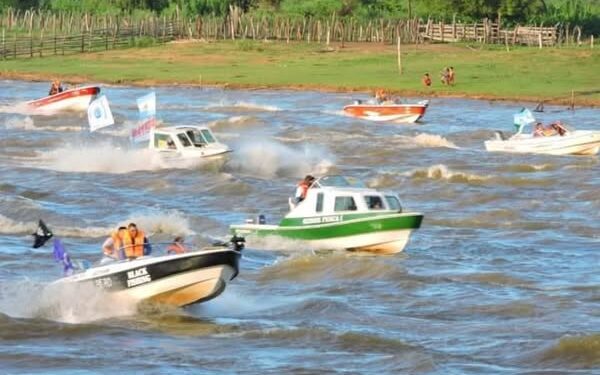 Fiesta Nacional del Pacú: Largada de lanchas