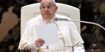 El Vaticano divulgó el primer audio del Papa desde su hospitalización