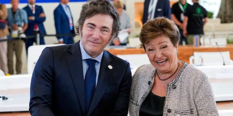 Afirman que el directorio del FMI evaluará un préstamo de US$20.000 millones para la Argentina