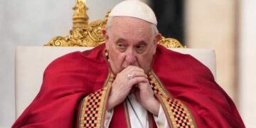 Valdés declaró duelo provincial por la muerte del Papa Francisco