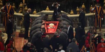 El mundo despide al papa Francisco en la Basílica de San Pedro