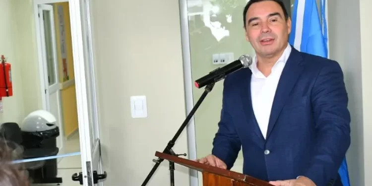 El gobernador Valdés inaugurará obras viales y refacciones en una plaza de Capital