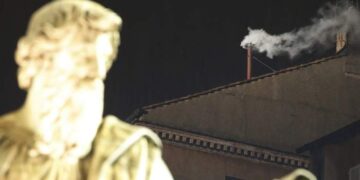 Qué significa la fumata blanca en la elección de un nuevo papa