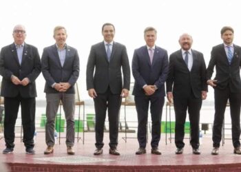 Hidrovía: eje principal de la reunión de gobernadores del Litoral