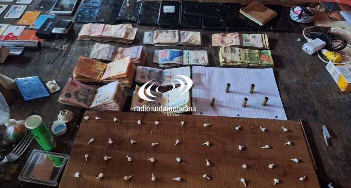 En un allanamiento por narcotráfico encontraron a un policía uniformado