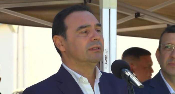 El gobernador Valdés entregó 72 viviendas de Invico en Goya