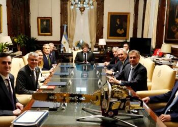 Milei se reunió con el secretario del Tesoro de EE.UU. en la Casa Rosada