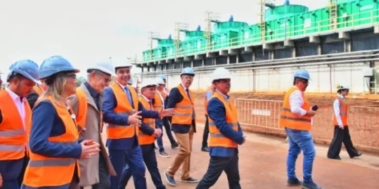 “Se requiere de visión política, pero también empresas con compromiso”