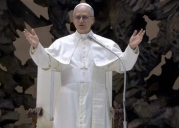 El papa León XIV llamó a los líderes del mundo a negociar la paz
