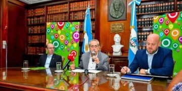 El Gobierno provincial analiza un incremento salarial para estatales