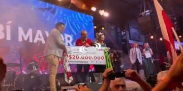 El premio al surubí mayor fue para un pescador santafesino