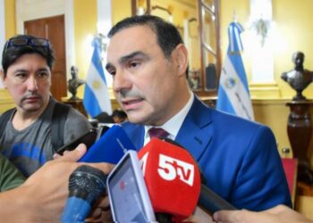 Qué dijo Valdés sobre la fecha de las elecciones en Corrientes